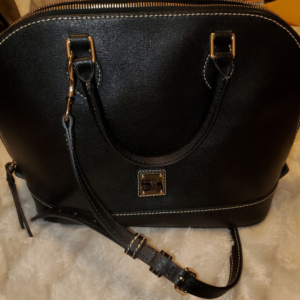Dooney & Bourke Purse
